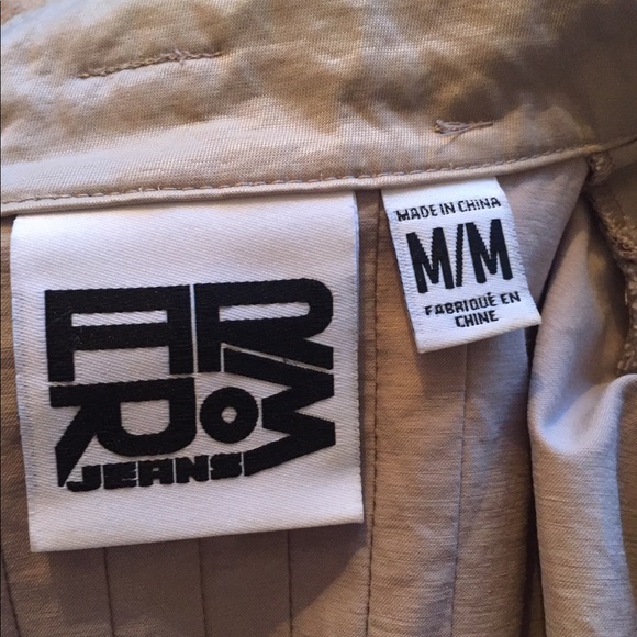 Short Sleeve Jacket. - Picture 9 of 15